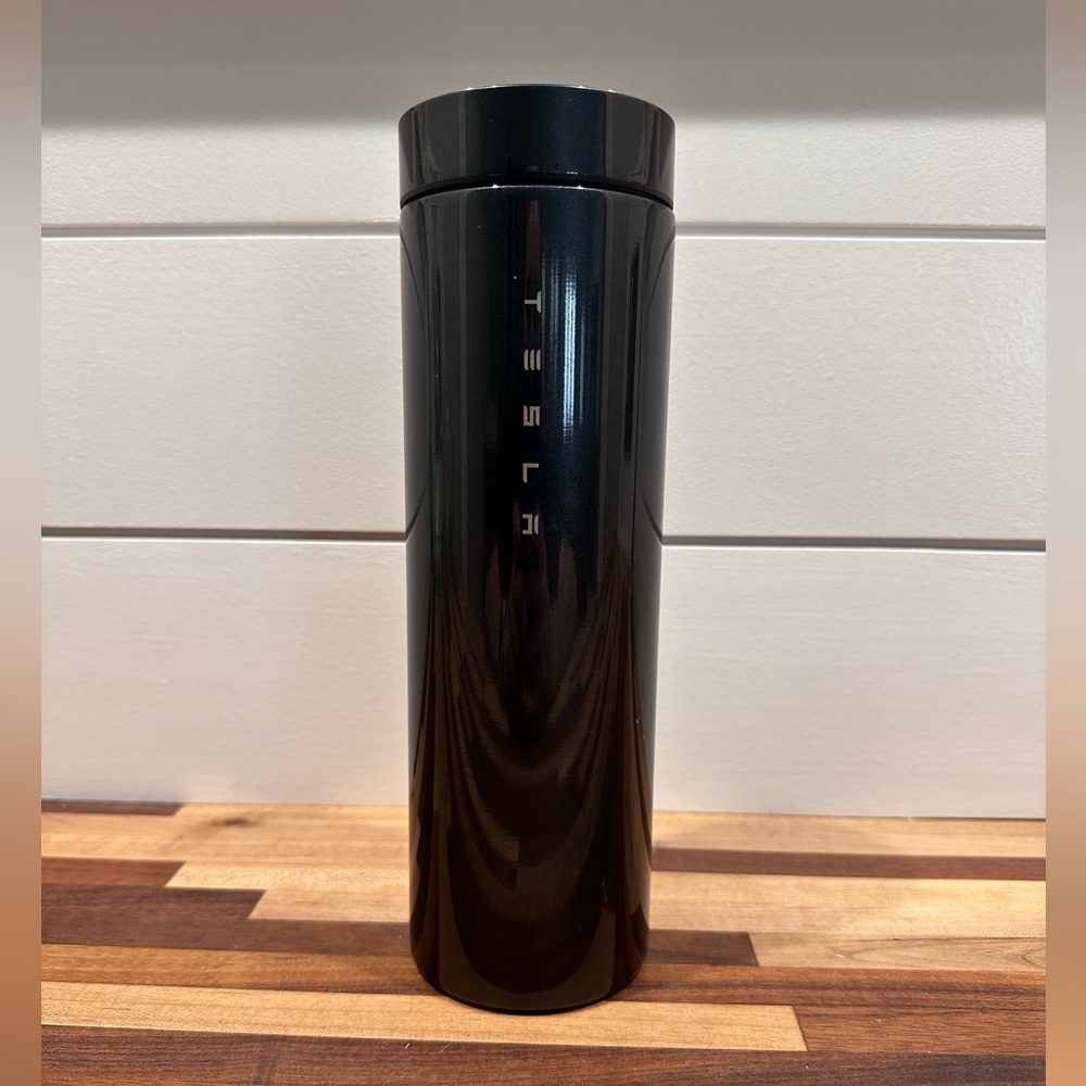 Tesla On The Road Tumbler 14 Ounce Shiny Grey/Black Genuine (B23)